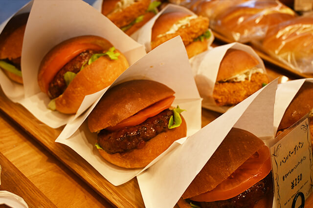 ハンバーグパン